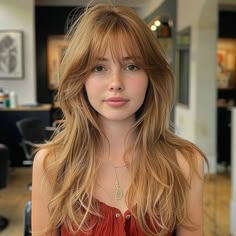 Versatile Bangs Fringes, Cool Haircuts For Women Long, Layers Inspo Long Hair, Heavy Fringe Long Hair, Soft Long Bangs, Fringe Layered Haircut, Long Hair Full Fringe, Long Layered Hair And Bangs, Hair Long Bangs Layers