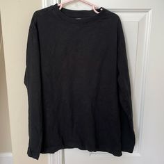 Nwot Never Worn Plain Black Basic Washed Black Long Sleeve Cotton T-shirt, Casual Long Sleeve Washed Black T-shirt, Black Cotton Long Sleeve Tops, Black Oversized Zara Top, Oversized Black Zara Top, Black Oversized Top From Zara, Oversized Black Top From Zara, Zara Long Sleeve Tops In Solid Colors, Washed Black Long Sleeve T-shirt For Fall