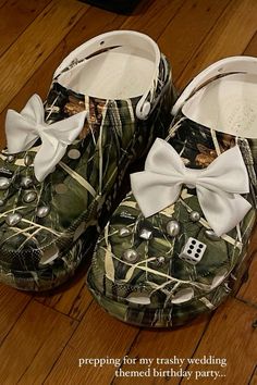 Camo Crocs, Cool Crocs, Dope Jewelry Accessories, Pretty Sneakers, Pretty Shoes Sneakers, Shoes Outfit Fashion, Fresh Shoes, Cute Nikes