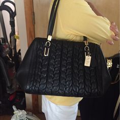 Beautiful Original Black Top Grade Leather Coach Bag! Dimensions Are About 15 X 9 X 10! Originally $400! Gently Used A Handful Of Times. Taking Offers! Bags Coach, Leather Coach, Coach Bag, Black Top, Leather Top, Coach Bags, Chanel Classic, Leather Bag, Bag Lady