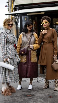 PFFW 2019 Cool Outfits For Women, Moda Paris, Street Style Edgy, Paris Fashion Week Street Style, Cooler Look, Street Style Trends, Street Style Winter, The Best Street Style, Queenstown