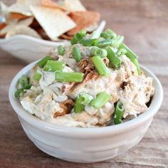 Chipotle honey pulled pork is layered with cream cheese, green chilies and pepper jack cheese for a sweet, spicy, super flavorful dip recipe! Super Bowl Food Crockpot, Pulled Pork Dip, Pork Dip, Balsamic Pork Loin, Chipotle Pulled Pork, Pull Pork, Bacon Wrapped Pork Loin, Balsamic Pork Tenderloins, Green Chili Pork