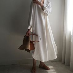 여자여자한 원피스 Sukienki Maksi, Monochromatic Fashion, Street Style Chic, Hijab Fashion, Daily Outfits, Modest Fashion, Classy Outfits