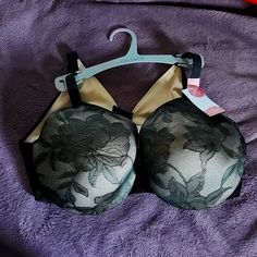 Cacique Brand New With Tags Bra From Lane Bryant Purchased Dec. 2022. Lightly Line Full Coverage Bra With Invisible Back Smoother In 42dd In Black Lace. Reg. Price $62.95 From A Smoke Free Home. Questions? Leave A Comment Below! Blue Lace Bra, Lace Bandeau Bra, Cacique Bras, Unlined Bra, Full Coverage Bra, Black Bra, Womens Bras, Bra Women, Lane Bryant