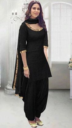 Suit Design Cotton, Patiyala Suits Designer, Black Patiala Suit, Black Punjabi Suit, Black Suit Designs, Punjabi Suit Design, Patiyala Suit