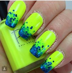 Spring Fun Nails, Summer Vibes Nail Art, Fun Bright Nail Color Ideas, August Manicure Ideas, Neon Sns Nails, Bright Dip Nails For Summer, Late Summer Nail Designs, Nails Acrylic Bright Colors, Bright Funky Summer Nails