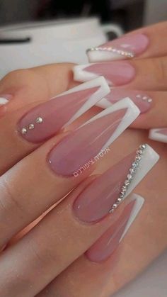 Formal Nails, Long Acrylic Nails Coffin, Pearl Nails, Coffin Nails Long, Long Square Acrylic Nails, Bling Acrylic Nails, Acrylic Nails Coffin Short