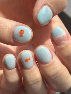 Short Nails Trendy Design, Summer Color Nail Designs, Summer Nails Colors Short, Simple Nail Art For Summer, Summer Nail Art Ideas 2024, Easy Two Color Nail Designs, Quirky Nails Short, Colorful Nail Polish, Trendy Nails Ideas 2024 Summer