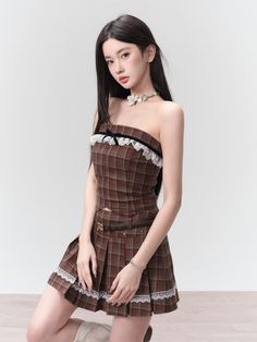 ❤Sweet Check Lace Tube Tops + Check Skirts❤︎ Style Pleated Skirt, Plaid Pleated Mini Skirt, Pleat Top, College Style, Vintage Plaid, College Fashion, Pleated Mini Skirt, British Indian, Tube Top