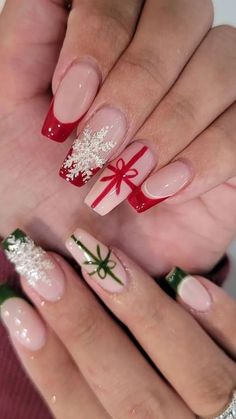 Christmas Nail Ideas, Nails Holiday, Shape Nails, Nagellack Trends, Christmas Gel, Polish Design, Red Christmas Nails, Festive Nail Art, Cute Christmas Nails