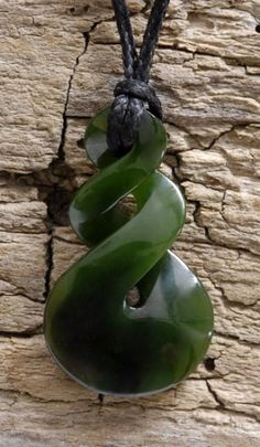 This carved jade or what Maori call Pounamu/Greenstone. The double twist symbolizes the joining together of two people or two cultures for eternity. Double Twist, Māori Culture, Maori Art, Site Map, Dark Autumn, Carved Jade, Rock Collection, Bone Carving, Jade Carving