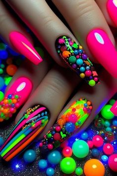 Black Fingernails, Neon Purple Nails, Nail Glow, Fluorescent Nails, Stilleto Nails Designs, Nail Pics, Rainbow Nails Design, Neon Nail Designs, Rainbow Nail