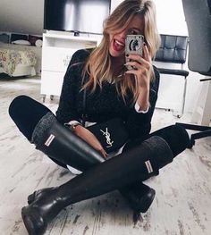 Black Hunter Boots, Hunter Outfit, Diy Vetement