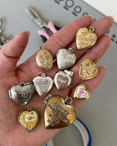 Cindy Core, Locket Necklaces, Vintage Locket, Turn Blue, Going Live, Vintage Lockets, Dope Jewelry, Jewelry Lookbook, Heart Locket