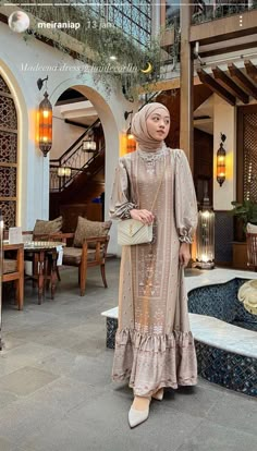 Dress Kondangan Hijab, Model Baju Hijab, Dress Muslim Modern, Rok Outfit, Ootd Kondangan, Model Gamis, Mode Abaya, Dresses Casual Fall, Dress Muslim