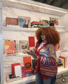 Credit: @nthati_n   #fashion #afrohair #sweaterdesign #baggy #librarylove #bookstoread Bookshelf Aesthetic, College Au, Geeky Clothes, Pretty Clothing, Aesthetic Ootd, Books Bookshelf, Black Femininity, Mia 3, Fashion Project