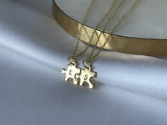 "This tiny puzzle piece pendant is personalized with your lowercase letter choice and paired with a beautiful chain. Get a bunch as perfect gifts for a friend group or family! Available in your choice of silver, gold, or our new rose gold options. Easily mix and match metal colors for large orders by specifying the letter and necklace color in the Note to Seller section at checkout. The necklace is adjustable from 16\" - 18\" inches. ⋯ P E R F E C T F O R ⋯ ♡ Valentine's Day Gift ♡ Galentine's D Long Distance Jewelry, Puzzle Piece Necklace, Bff Jewelry, Long Distance Relationship Gifts, Bff Gift, Necklace Mom, Friend Jewelry, Sister Jewelry, Best Friend Jewelry