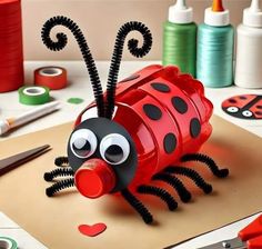 a ladybug craft made out of construction paper