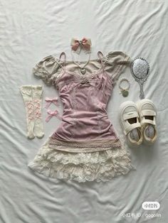 xiaohongshu Himekaji Outfits, Hachi Nana, Shoujo Girl, Kawaii Things, Coquette Style, Pastel Fashion, Creation Couture, Japanese Outfits