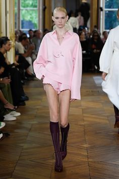 Victoria Beckham Clothing Line, Catwalk Collection, Spring Accessories, Clothing Details, Summer 24, Easy Breezy