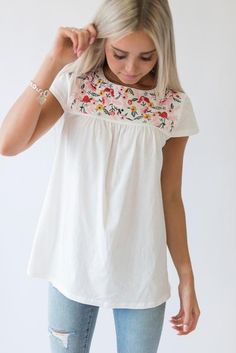 Embroidered Garden Top Embroidered Garden, Cooler Look, Looks Black, Embroidered Top, Clothes And Shoes