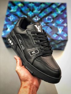 Louis Vuitton Trainer, Nike Slippers, Classy Outfits Men, Black Men Fashion Swag, Ladies Sandals, Mens Boots Fashion, Richard Mille