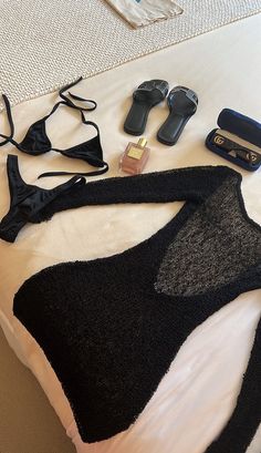 Punta Cana Dresses, Resort Beach Outfits, Summer Fits 2024 Aesthetic, Vacation Baddie Outfits, Looks Cancun, Elegant Vacation Outfits, Vacation Outfits 2024, Baddie Summer Outfits Vacation, Day Club Outfit