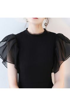 Designer Black Tops For Semi-formal Occasions, Black Tops With Ruffled Collar For Evening, Black Evening Top With Ruffled Collar, Black A-line Short Sleeve Dress For Evening, Elegant Black Top With Ruffled Collar, Stylish Jeans Top, Dress With Puffy Sleeves, Ropa Upcycling, Nursing Wear