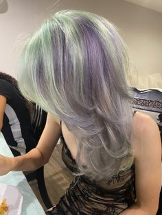 Purple And Green Hair, Mint Hair, Rainbow Hair Color, Hair Streaks, Dyed Hair Inspiration, Feel More Confident, Lavender Hair, Pretty Hair Color, Hair Stylies