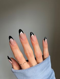 Black and white nails White And Black French Tip Nails Almond, Black N White French Tip, Black And White French Nails Almond, Black N White French Nails, White Nails Black Tips French, Almond Nail Black And White, Black And White Almond Nails, Black And White French Tip Nails, White Almond Nails