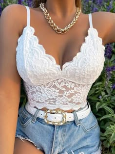 Casual Bar Outfits, White Women Dresses, Bar Outfits, Bodysuit Fashion, Cute Crop Tops, Lookbook Outfits, Upcycle Clothes, Cute Tops