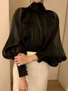 High Neck Loosen Plain Long Sleeve Elegant Top | stylewe High Neck Blouse, Elegant Blouses, Looks Chic, Solid Clothes, Black Blouse, Look Fashion, Modest Fashion, Classy Outfits