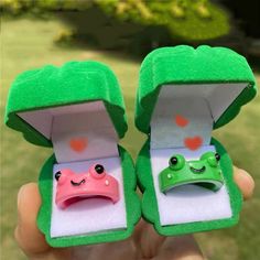 2PCs Kawaii Lovers Frog Rings Frog Rings, Acrylic Frog, Kawaii Ring, Quirky Ring, Couple Birthday, Chicken Coloring, Frog Ring, Cute Smile, Cute Frog