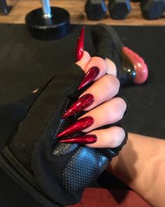 Red Stiletto Nails, Long Red Nails, Stilleto Nails Designs, Nail Designs Ideas, Stylish Nails Designs, Goth Nails, Stiletto Nails Designs, Exotic Nails, Glam Nails