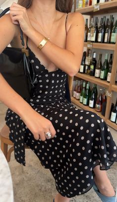 Edgy Summer Dress, Dress On Top Of Jeans, Polka Dot Dress Aesthetic, Black And White Polka Dot Dress, Fall Dinner Outfit Dressy, Casual Sophisticated Outfits, Spain Style Outfits, Italian Aesthetic Fashion, Fall Outfits Elegant