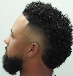 Sloppy Hairstyles, Fohawk Haircut, Curly Mohawk Hairstyles, Curly Faux Hawk, Fashionable Hairstyles, Mens Hairstyles Curly