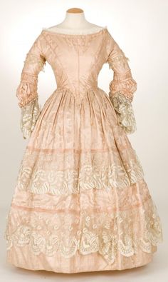 1830 lace dress 1830s Fashion, Romantic Period