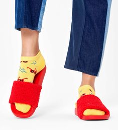 The favourite summer accessory is literally taking over from head to toe!… Dedoles Socks, Head Socks, Happy Socks, The Favourite, Summer Accessories, Sunny Days, Heeled Mules, Mule Shoe, Sunnies