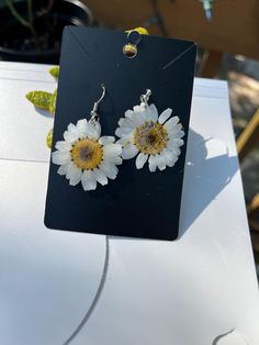 Real Flowers with resin ,and golden  pendants, only one of each Real Flower Earrings, Natural Flowers, Real Flower Jewelry, Columbia Sc, Flower Jewelry, Jewelry Inspo, Flower Jewellery, Jewelry Earrings Hoops, Real Flowers