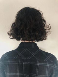 Bob Perm, Bob Hairstyle Ideas, Mode Ulzzang, Curly Hair Photos, Hair Catalog, Photographie Portrait Inspiration, Trendy Hairstyle, Bob Hairstyles For Fine Hair, Short Wavy Hair