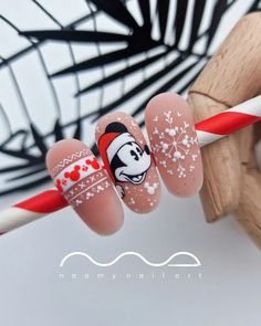 Disney Holiday Nails, Disney Christmas Nails Design, Mega Base, Mickey Mouse Nail Art, Minnie Mouse Nails