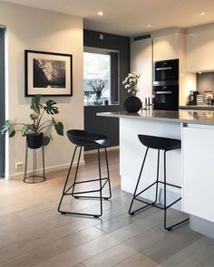 Dapur Skandinavia, Decor Studio, 아파트 인테리어, Gorgeous Kitchens, Stylish Living Room, Apartment Decor Inspiration, Interior Modern, Scandinavian Home, Apartment Interior