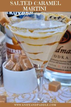 Salted Caramel Martini • www.knifeandpaddle.com Salted Caramel Martini Recipes, Cinnamon Roll Martini, Cookout Drinks, Bartending Drinks, Salted Caramel Martini, Club Cocktails, Caramel Martini, Holiday Martinis