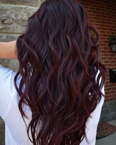 "Wine Hair" Is the Deep Purple Fall Hair Color | Allure 80 Hair, Pelo Color Vino, Wine Hair Color, Brunette Ombre, Wine Hair, Ombre Hair Blonde, Brunette Balayage, Dark Red Hair, Hair Color Purple