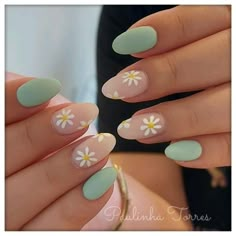 Cute Almond Summer Nails, Nail Inspo Floral, Rave Nails, Uñas Aesthetic, Green Acrylic Nails, Short Acrylics, Graduation Nails