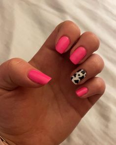 Pink Cow Print Gel Nails, Cow Nails With Pink, Disco Cowgirl Nail Ideas, Pink And Cowprint Nails, Cow Print Nails With Pink, Simple Cow Print Nails Short, Pink And Blue Cow Print Nails, Cow Print Nails Diy, Hot Pink Nails With Cow Print