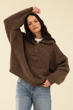 IMOGEN KNIT - BRUN Brown Knitted Sweater Outfit, Brown Knit Outfit, Cosy Fall Outfits, Brown Sweater Outfit Winter, Midwest Aesthetic Outfit, Brown Knit Sweater Outfit, Cute Brown Outfits, Brown Sweater Outfit, Cosy Outfits