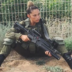 Idf Women, Self Defense Women, Army Women, Brave Women, Military Girl, Police Women, Female Soldier, Army Girl, Warrior Girl