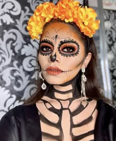 Dia De Muertos Makeup For Women, Kids Catrina Makeup, Simple Dia De Los Muertos Makeup Ideas Easy, Orange Catrina Makeup, Day Of The Dead Halloween Makeup, Catrina Hairstyle, Outfits Catrina