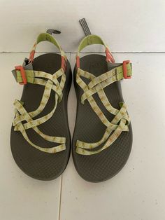 CHACO ZX/2 Classic girls junior strappy beach vacation sandals green orange 3. Granola Girl Sandals, Chacos Sandals Outfit, Granola Girl Shoes, Cute Chacos, Chacos Outfit, Vacation Sandals, Adventure Shoes, Chaco Sandals, Chacos Sandals